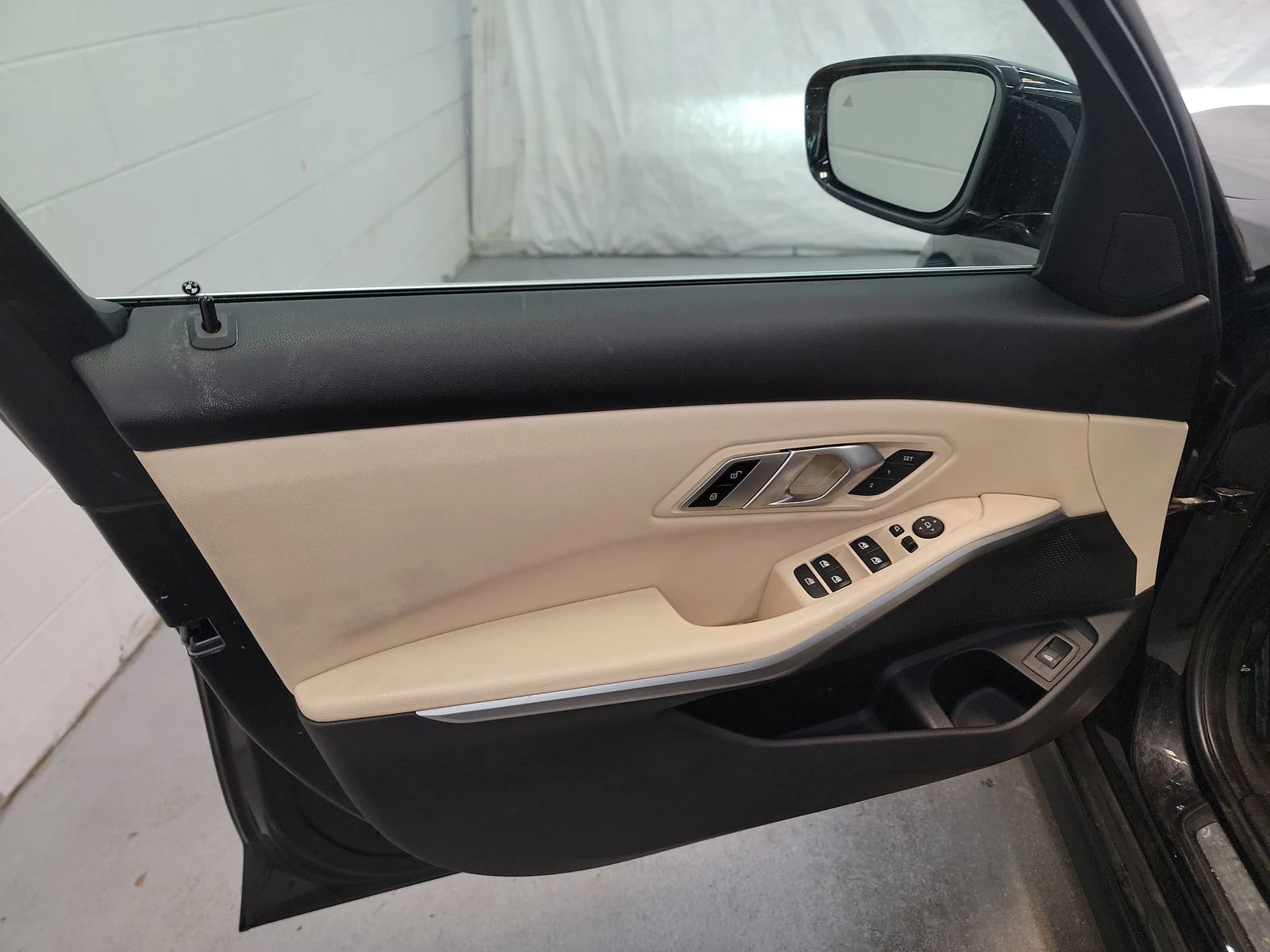 BMW 330 * DIGITAL* MEMORY* PANO*  - изображение 7