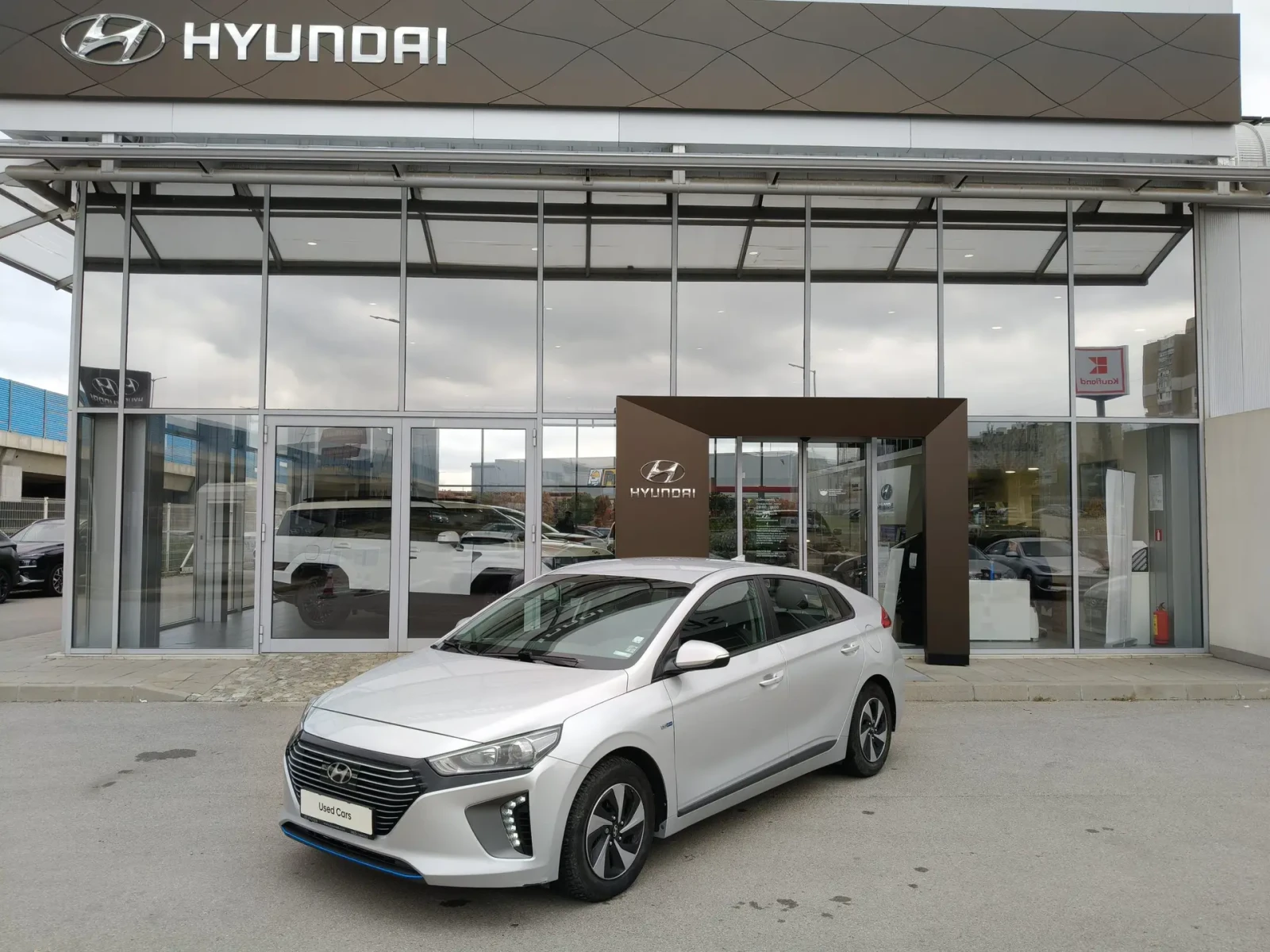 Hyundai Ioniq Comfort Hybrid | Mobile.bg   1