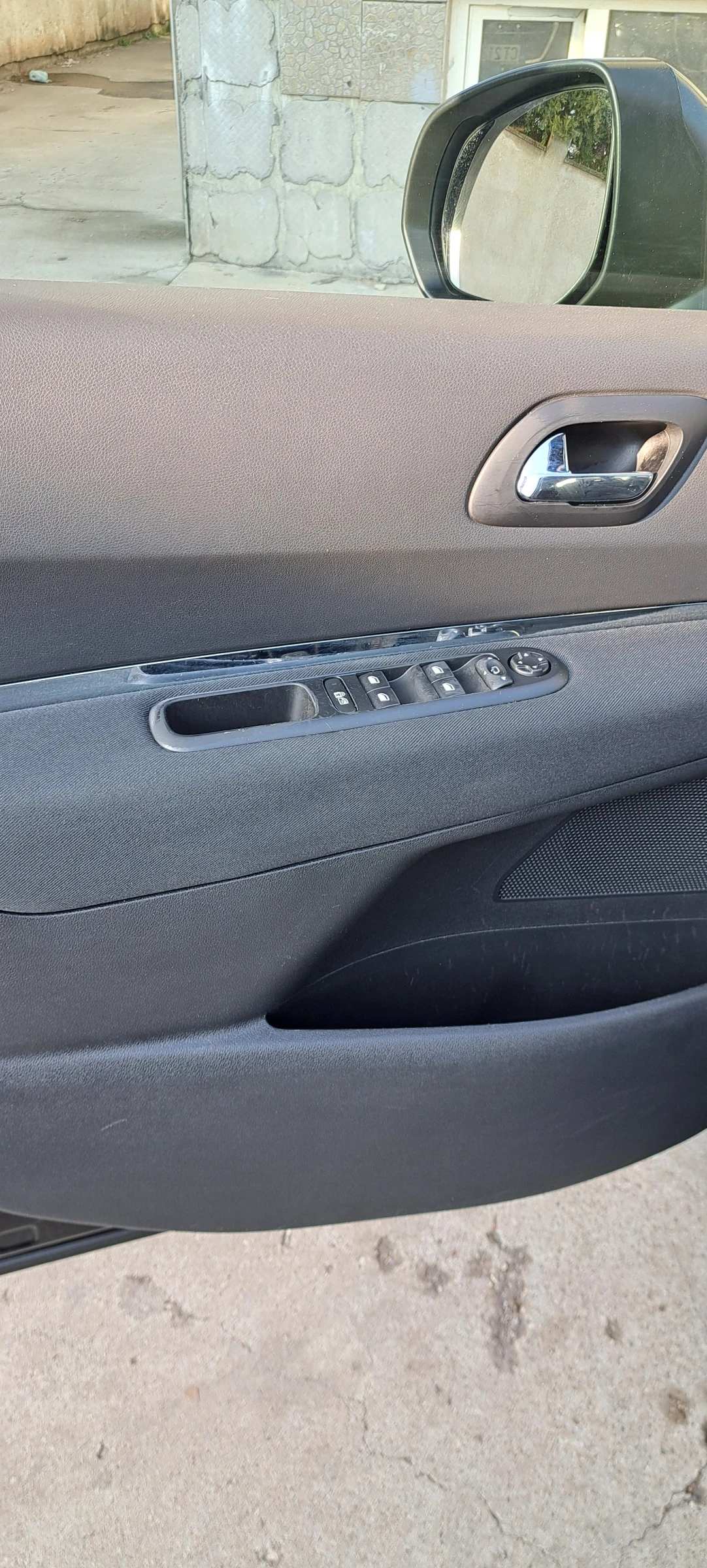 Peugeot 3008 1.6HDI | Mobile.bg   11