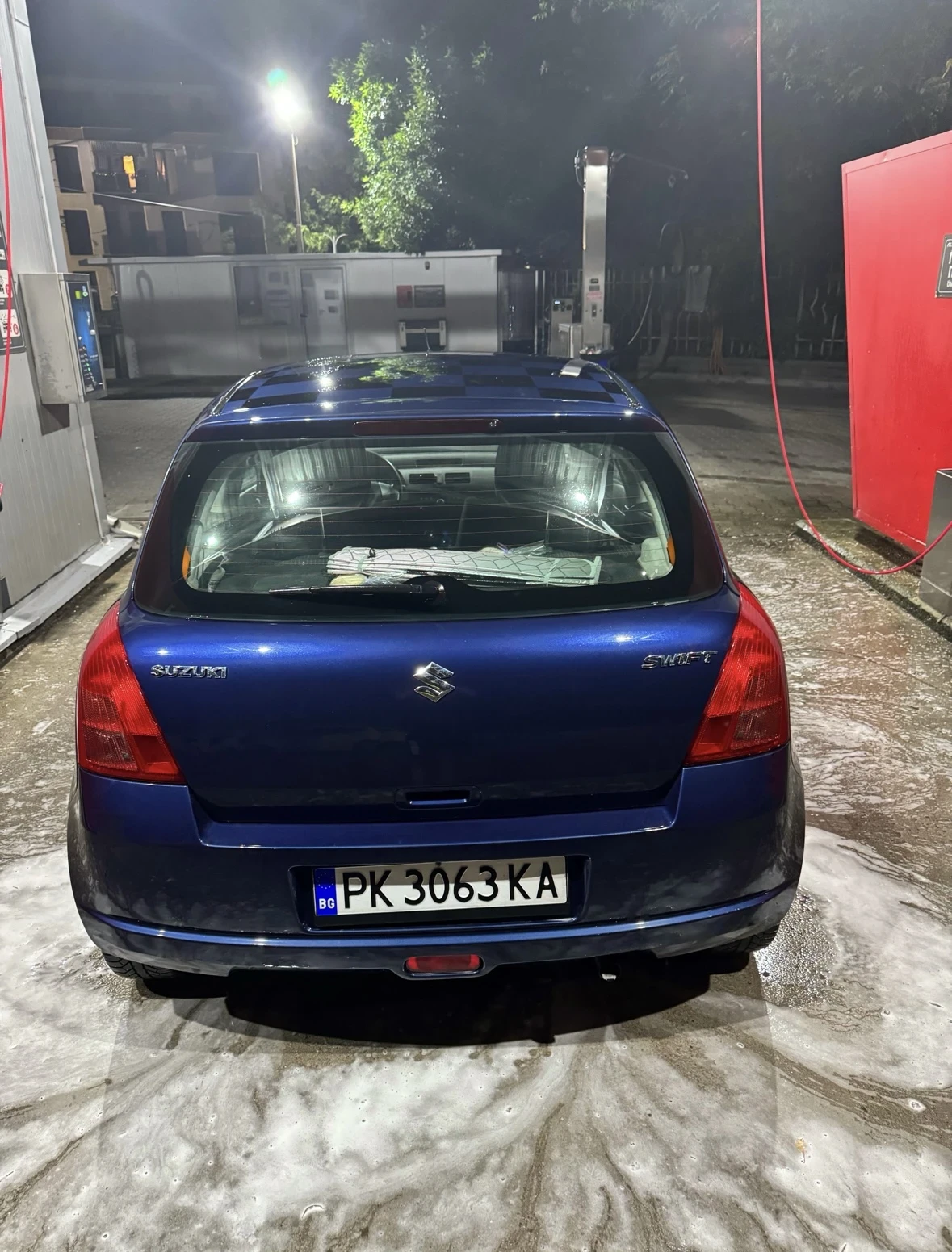 Suzuki Swift 1.3 DDIS, снимка 3 - Автомобили и джипове - 53935570