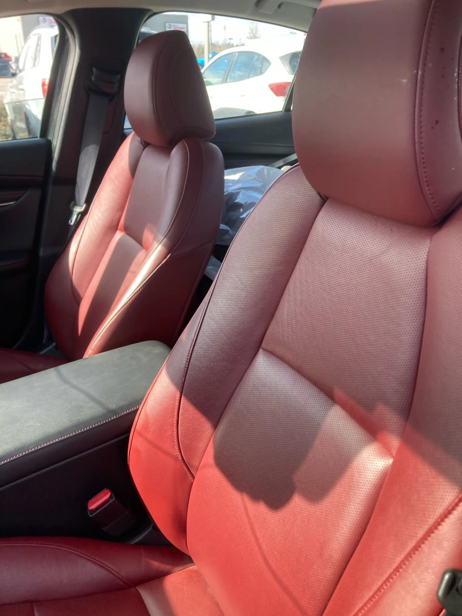 Mazda 3 GT w/Turbo * CARFAX* ВТОРИ КОМПЛЕКТ ГУМИ * , снимка 7 - Автомобили и джипове - 54077335