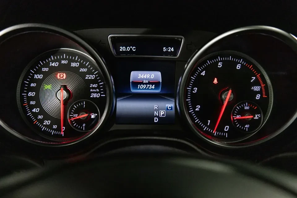 Mercedes-Benz GLS 450 * AMG PKG* ПОДГРЕВ* ОБДУХВАНЕ* , снимка 13 - Автомобили и джипове - 54132920