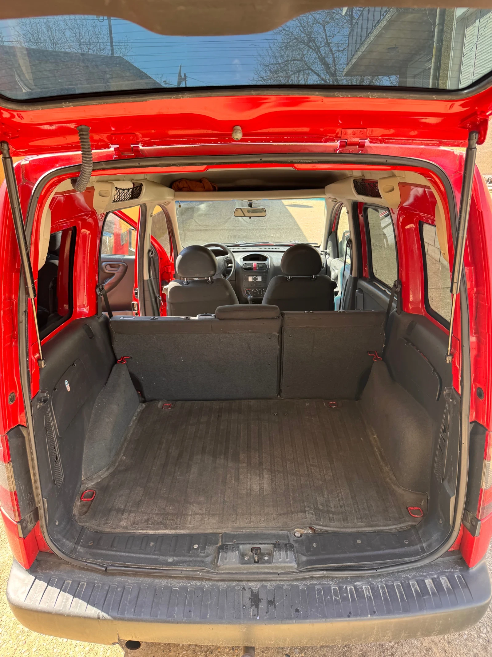 Opel Combo 1.3 Diesel, снимка 4 - Автомобили и джипове - 54420625
