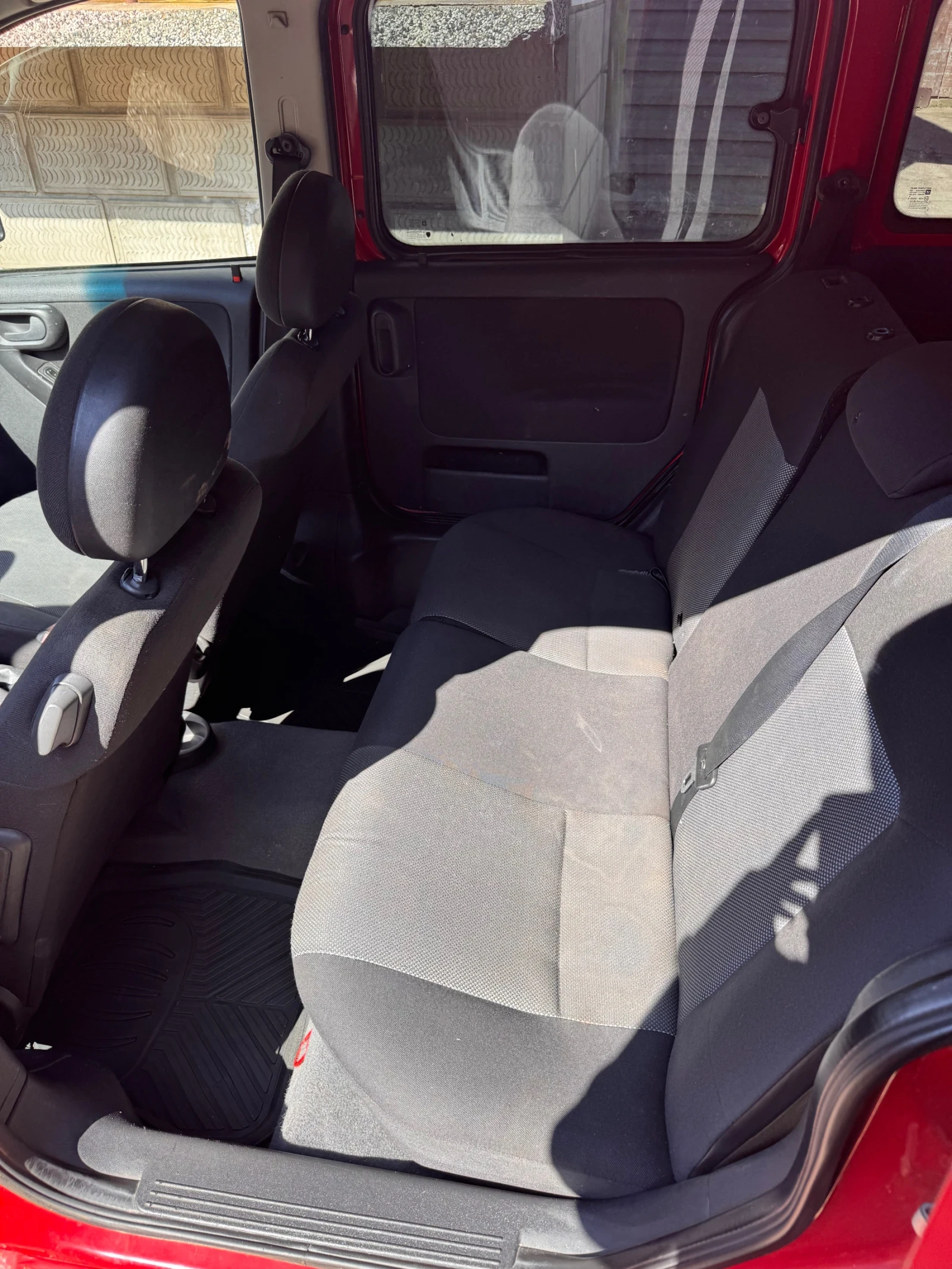 Opel Combo 1.3 Diesel, снимка 7 - Автомобили и джипове - 54420625