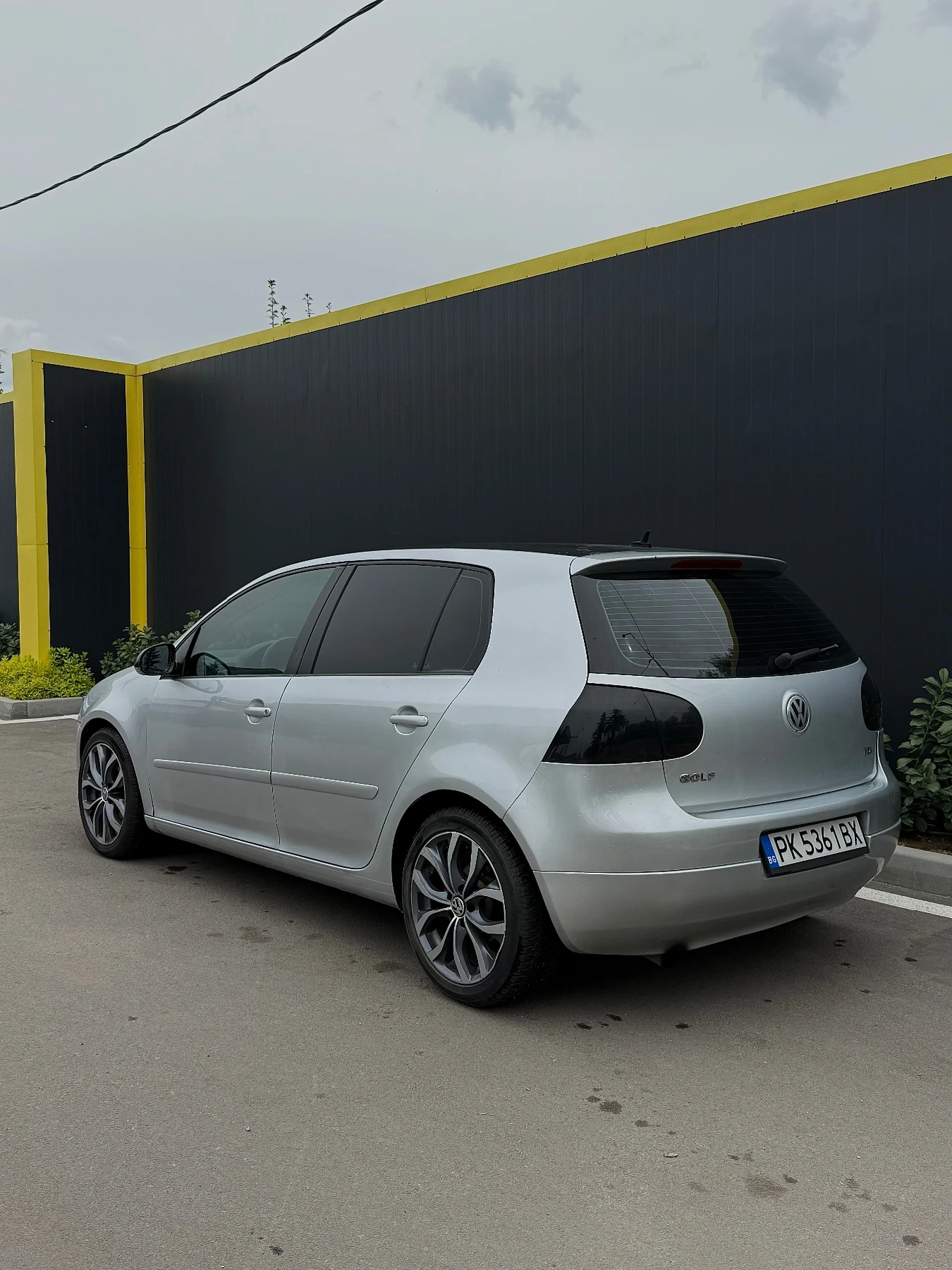 VW Golf, снимка 4 - Автомобили и джипове - 54472572