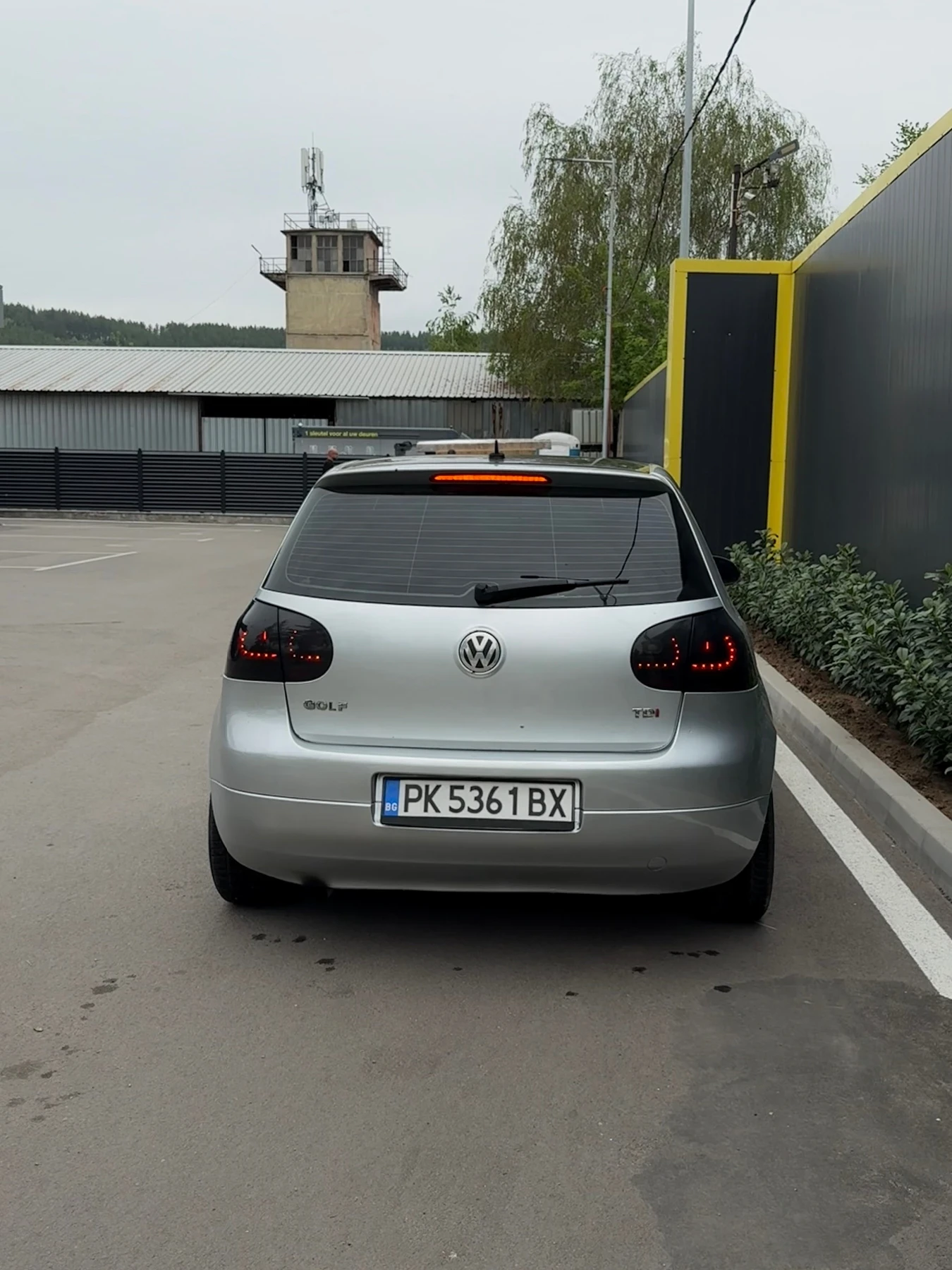 VW Golf, снимка 6 - Автомобили и джипове - 54472572