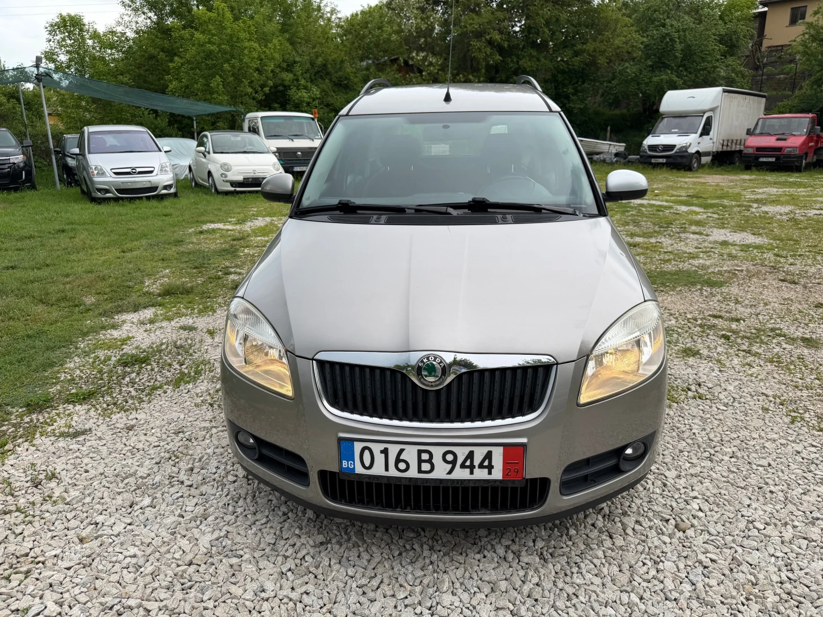 Skoda Roomster 1.2 HTP / 127200 KM. / KLIMA, снимка 2 - Автомобили и джипове - 54575581