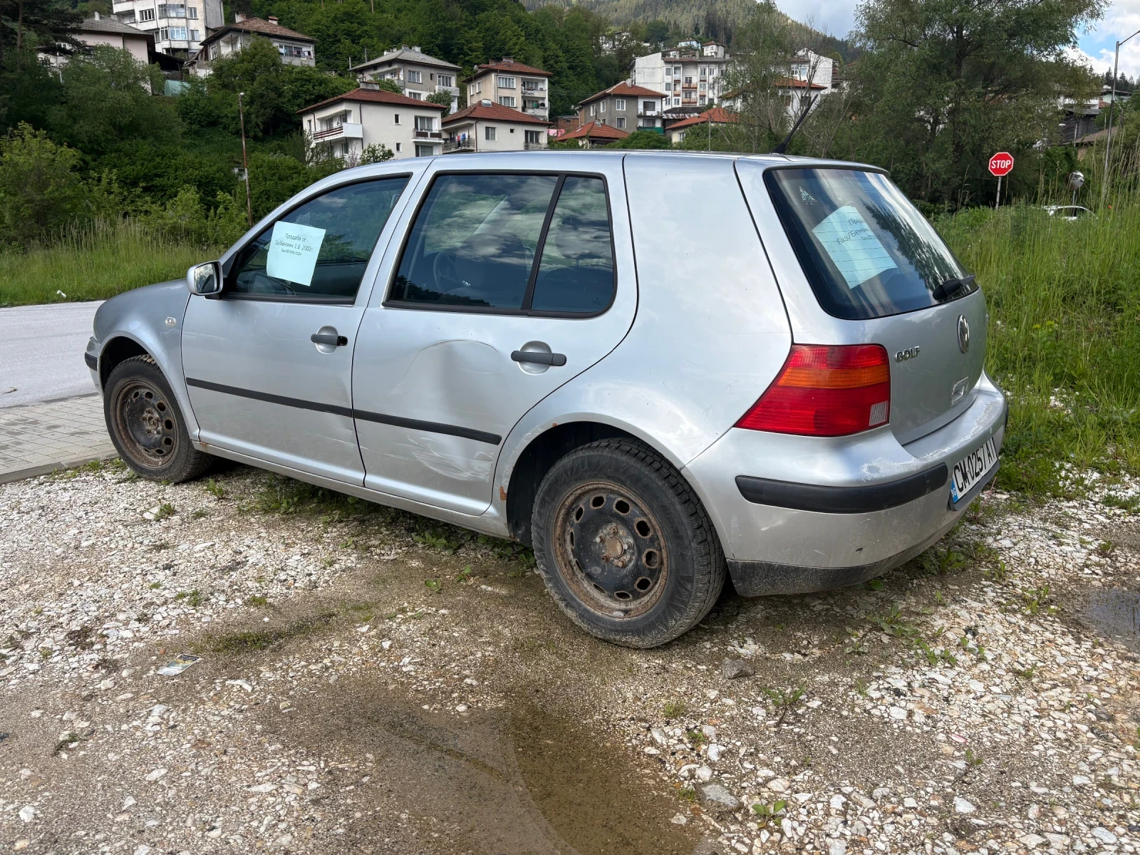 VW Golf 1.6, снимка 4 - Автомобили и джипове - 54665700