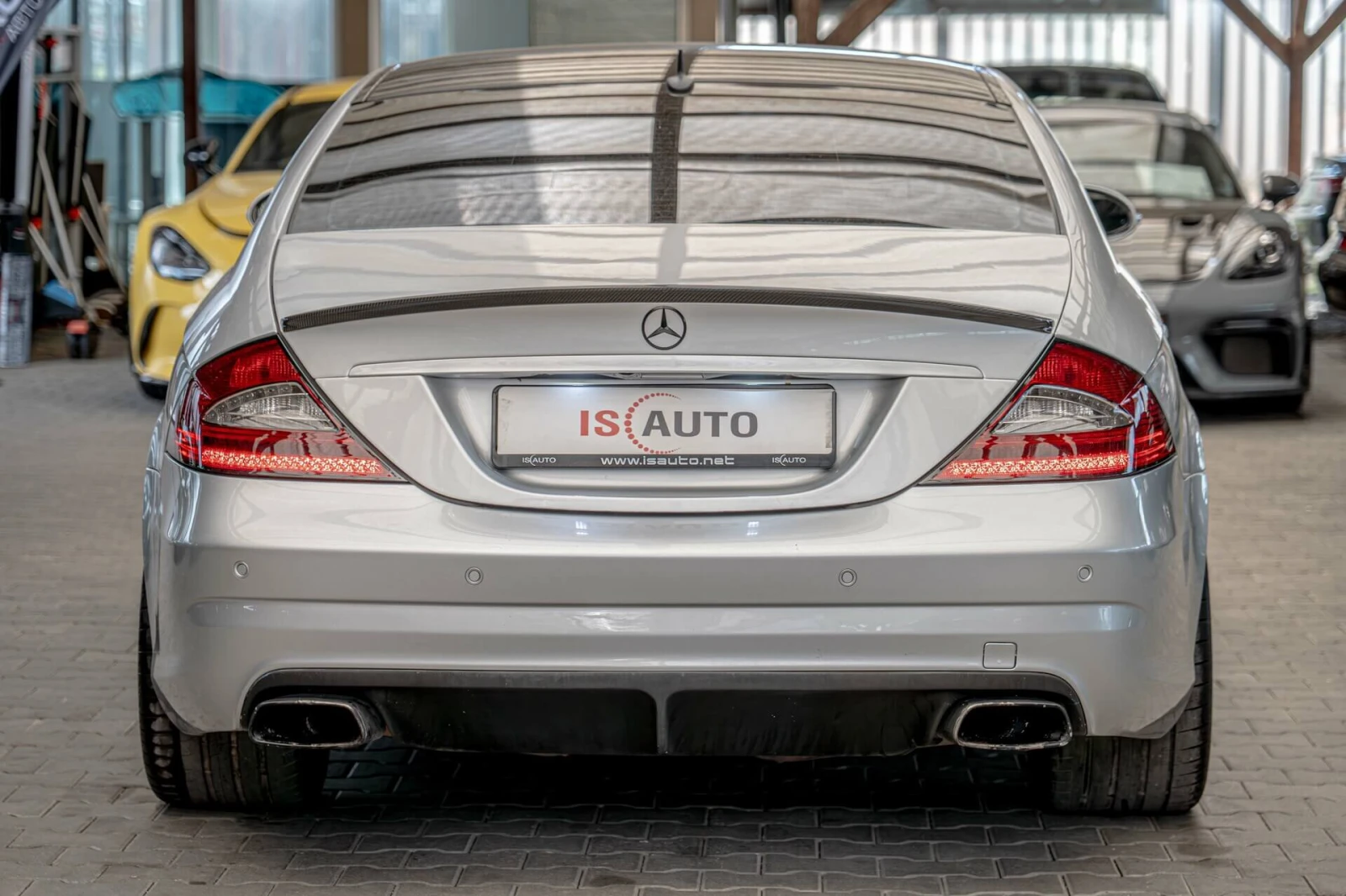 Mercedes-Benz CLS 55 AMG Ориг. Kleeman/Harman Kardon/Обдухване/Алкантар/BiX, снимка 4 - Автомобили и джипове - 54725948