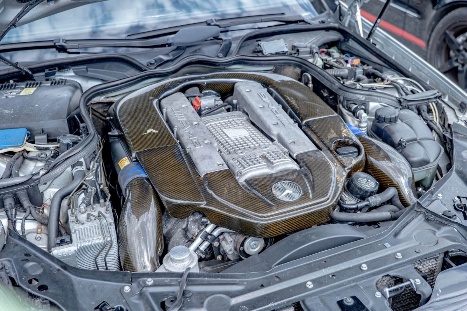 Mercedes-Benz CLS 55 AMG Ориг. Kleeman/Harman Kardon/Обдухване/Алкантар/BiX, снимка 15 - Автомобили и джипове - 54725948