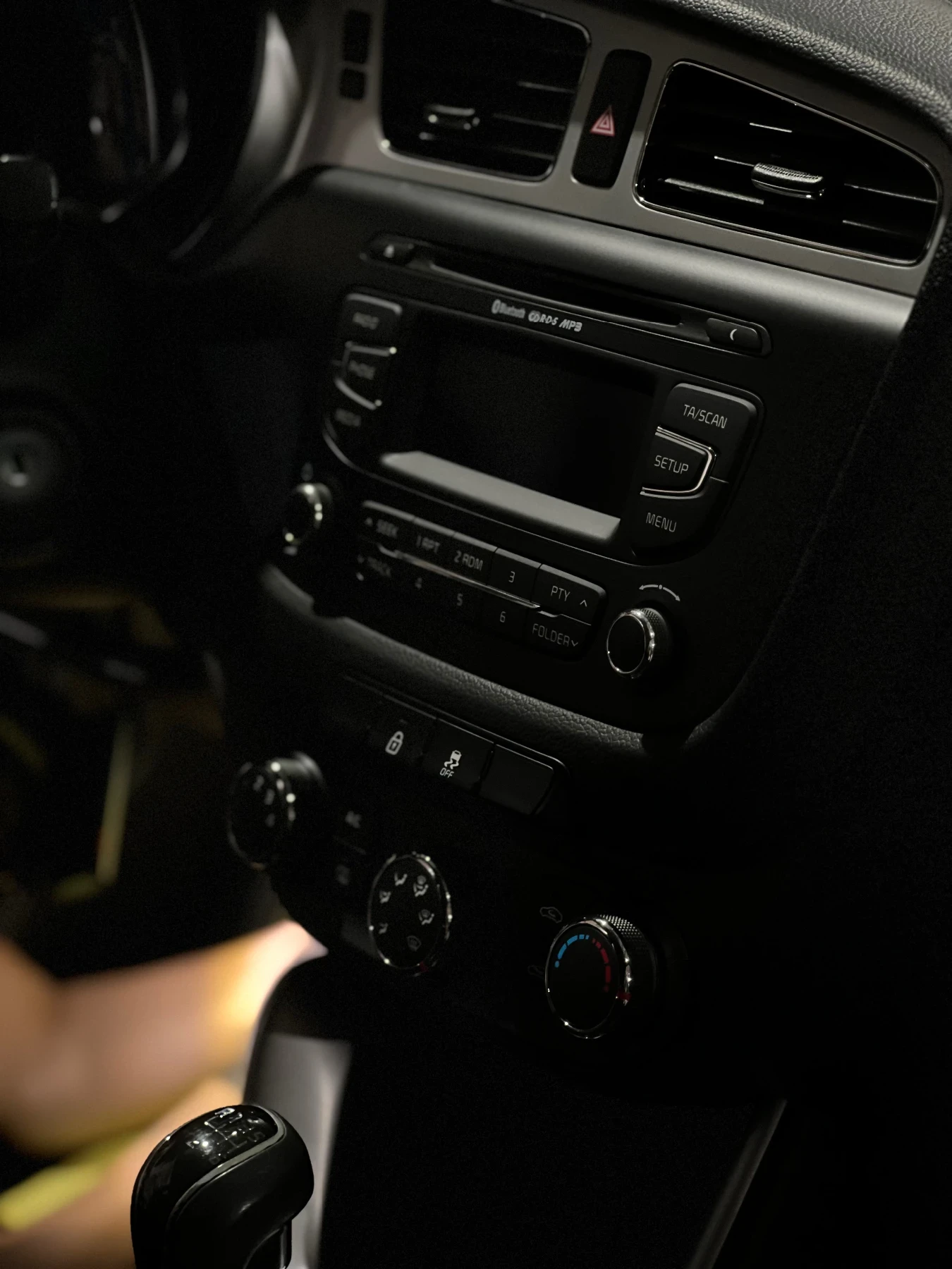 Kia Ceed, снимка 9 - Автомобили и джипове - 54788303