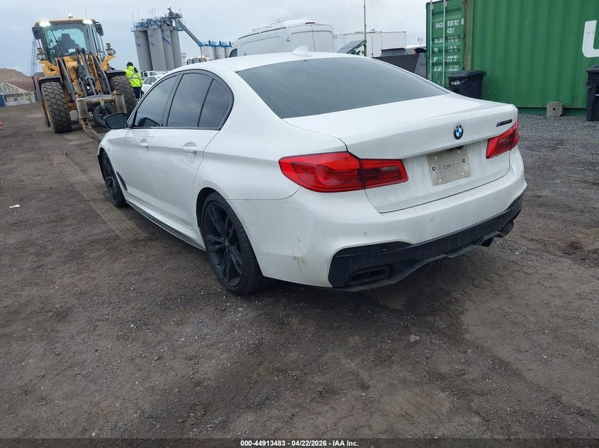 BMW M5 4.4l 50I xDrive, снимка 3 - Автомобили и джипове - 54986734