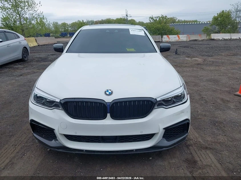BMW M5 4.4l 50I xDrive, снимка 12 - Автомобили и джипове - 54986734