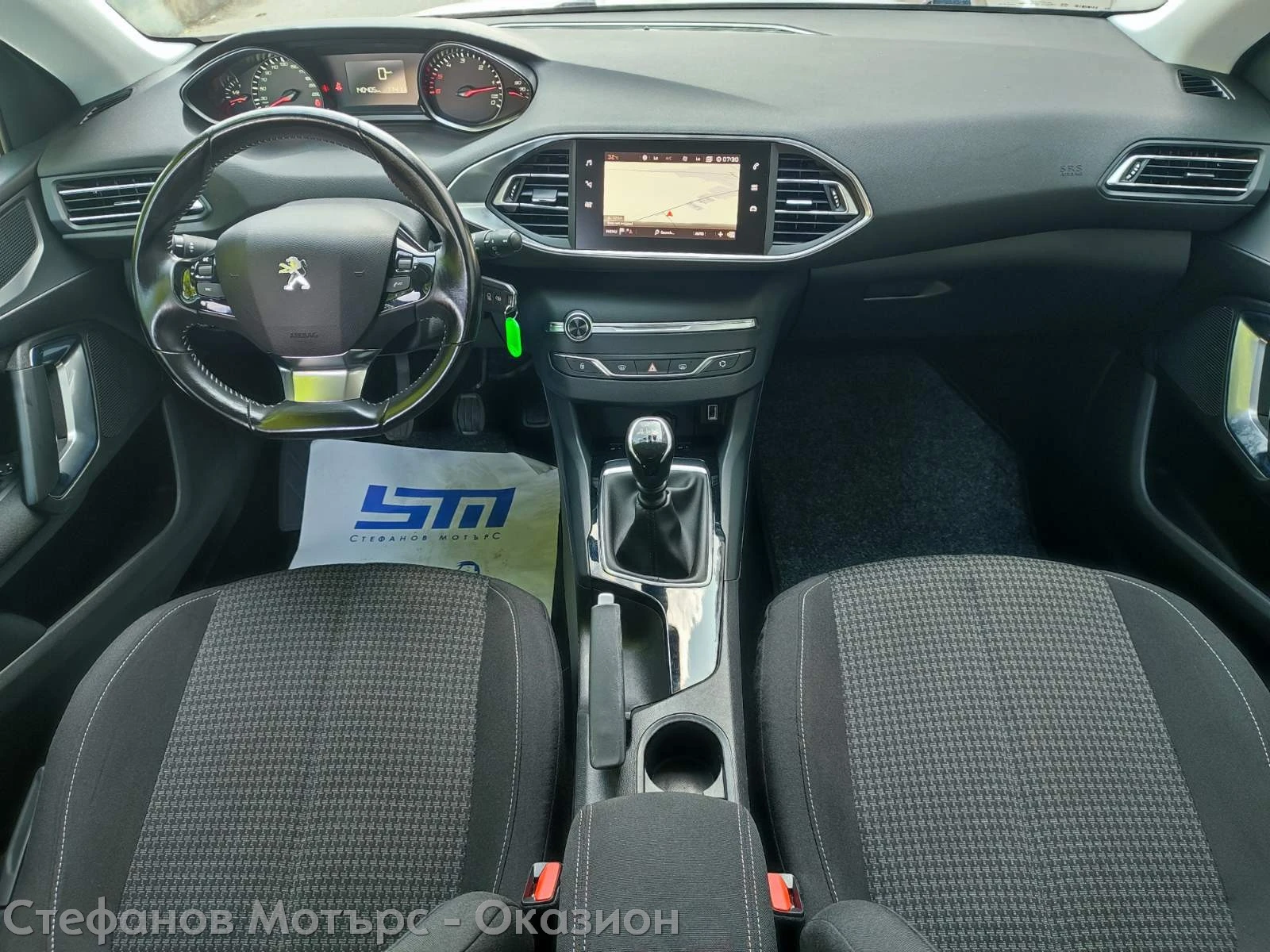 Peugeot 308 SW Active 1.5 BlueHDi (130hp) MT6, снимка 11 - Автомобили и джипове - 55352169