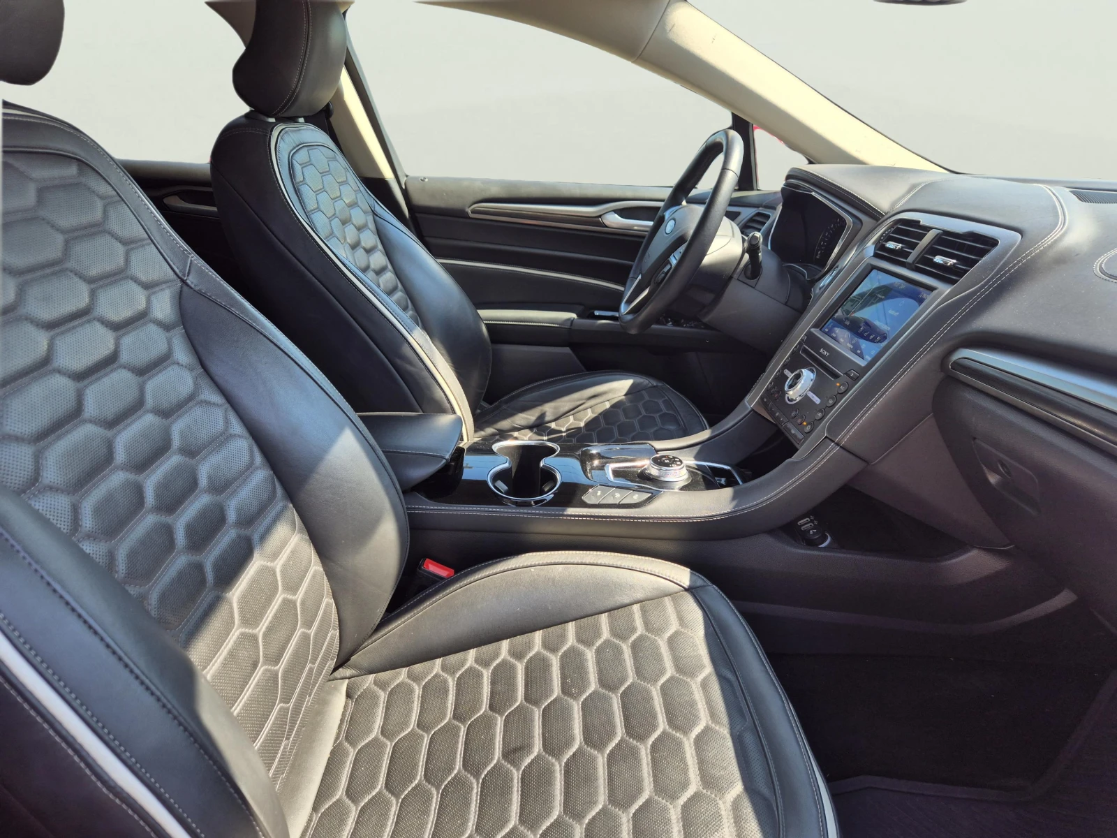 Ford Mondeo 2.0 EcoBlue, снимка 10 - Автомобили и джипове - 55547109