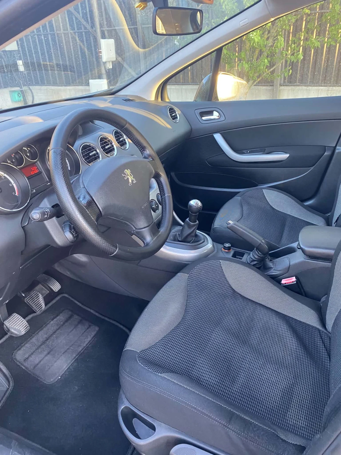 Peugeot 308, снимка 8 - Автомобили и джипове - 56004540