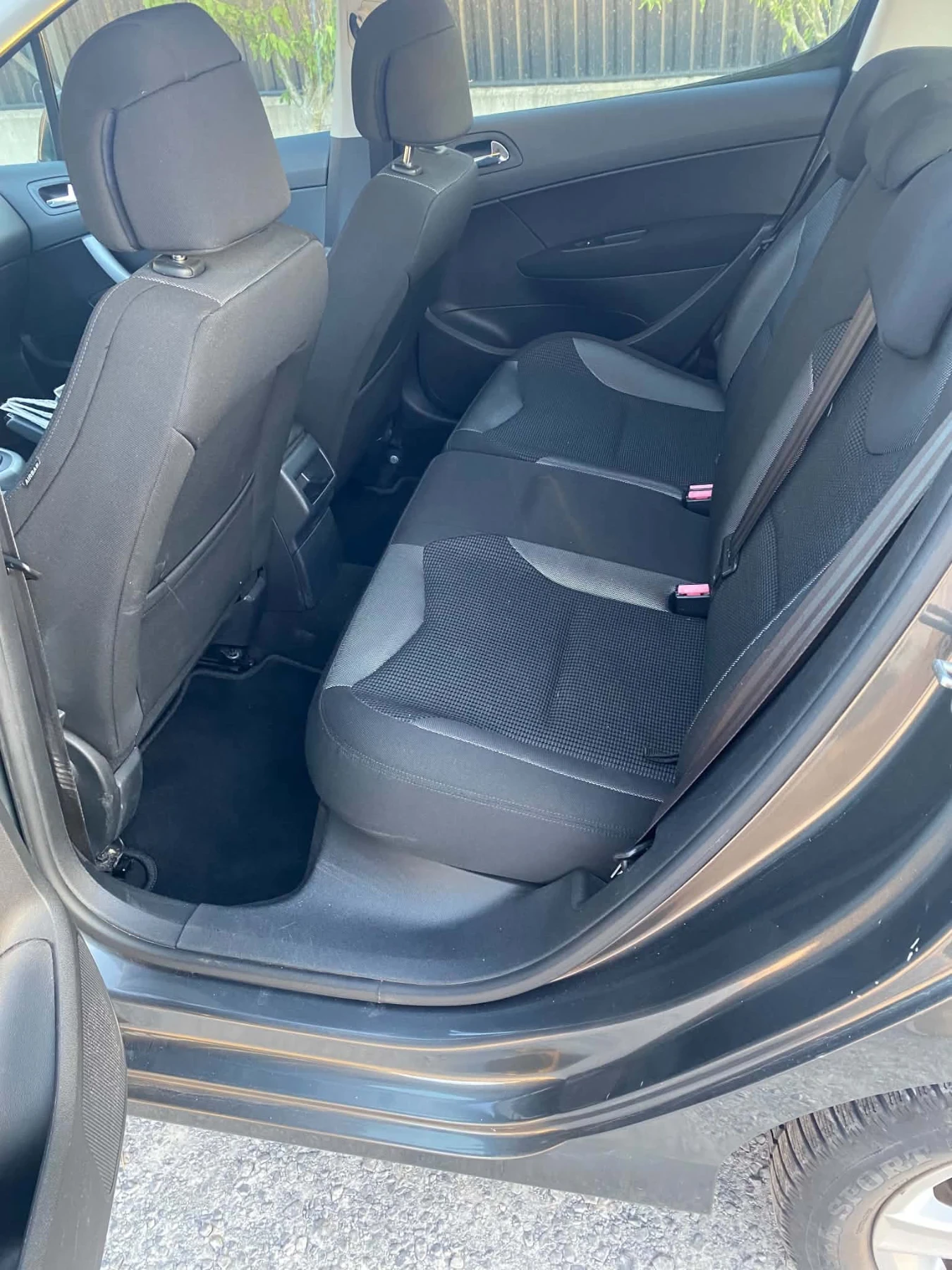 Peugeot 308, снимка 9 - Автомобили и джипове - 56004540