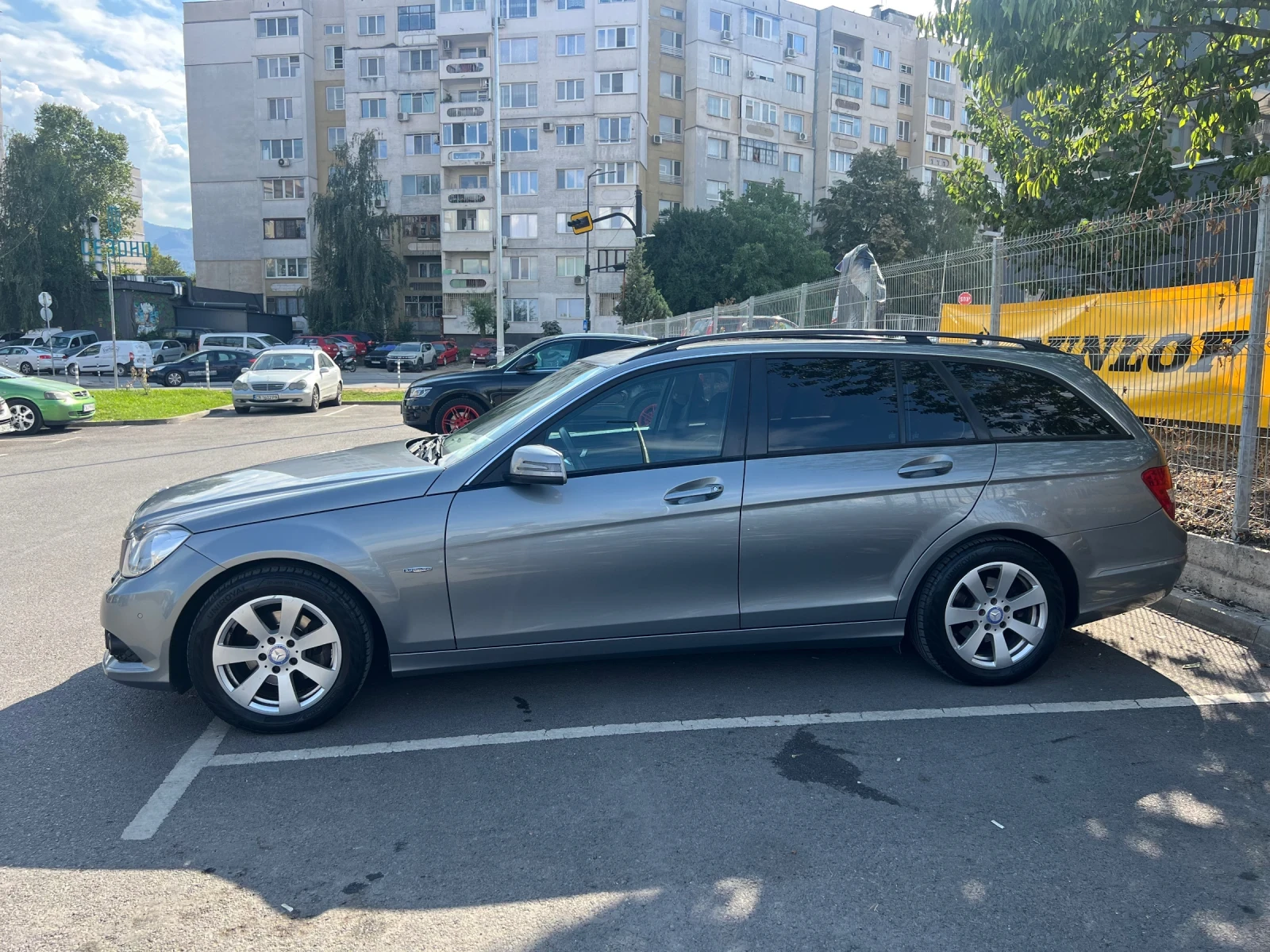 Mercedes-Benz C 200, снимка 5 - Автомобили и джипове - 56139771
