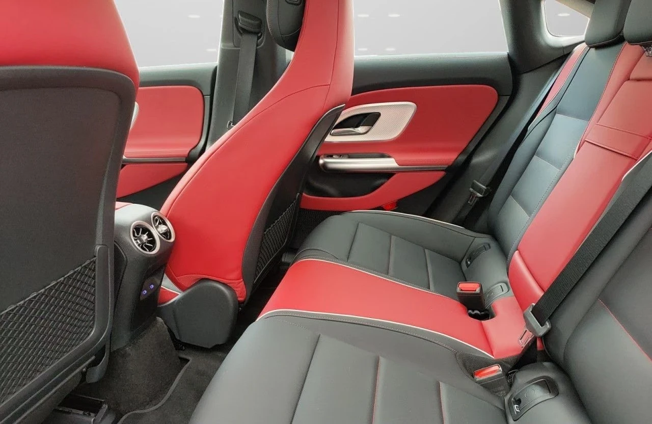 Mercedes-Benz CLA 250 EQ AMG KEYLESS-GO CAMERA , снимка 10 - Автомобили и джипове - 56227653