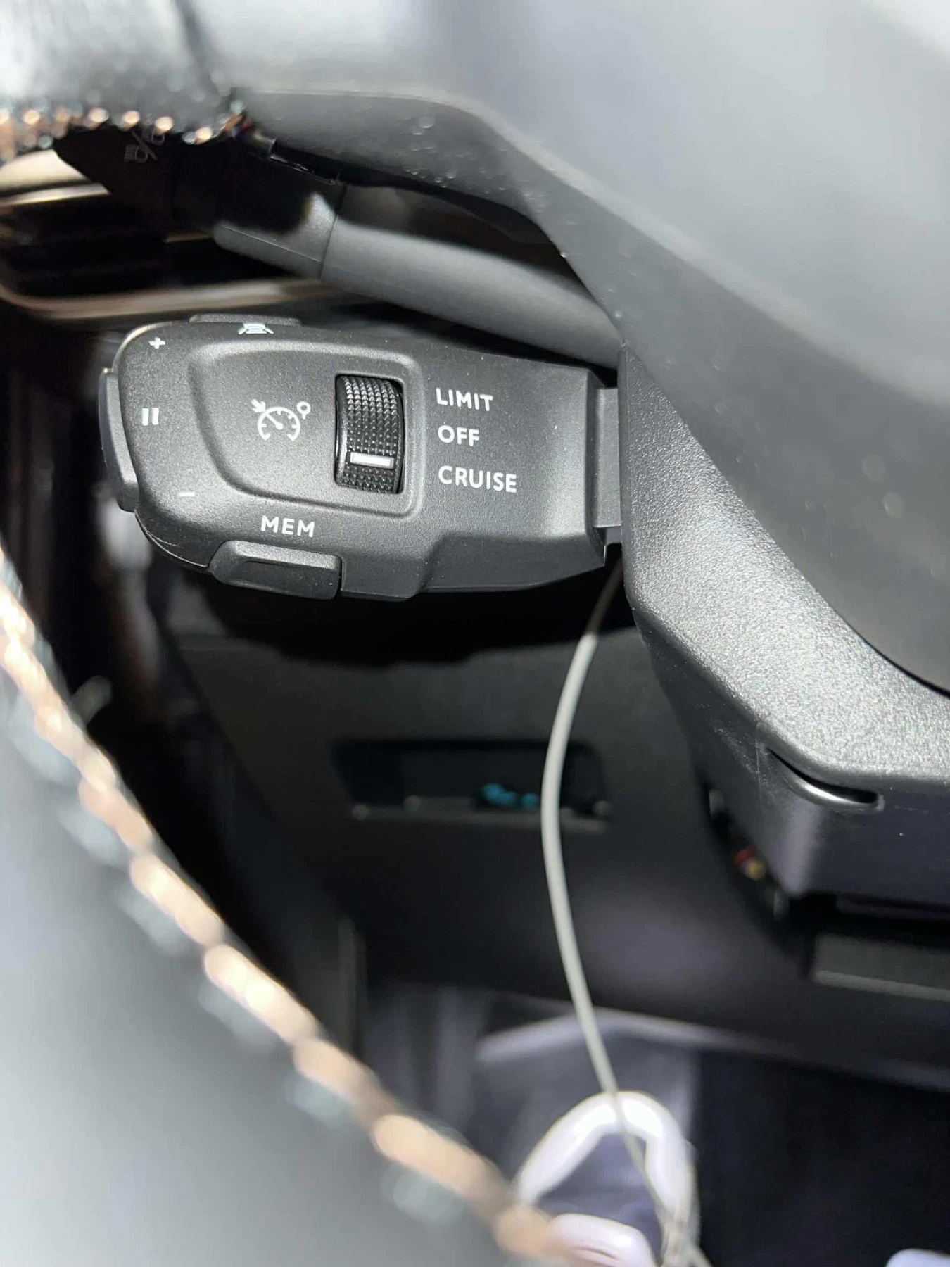 Peugeot 5008 GT New Line Up   2.0 BlueHDi 180 S&S EAT8, 69000km, снимка 11 - Автомобили и джипове - 56241355