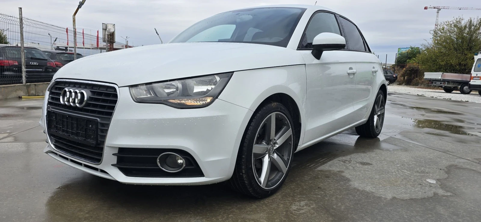 Audi A1 1.6 TDI* NAVI* ������* ������ ��.* ��������*  | Mobile.bg � ����������� 3