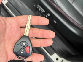 Toyota 4runner * 4WD * CARFAX * ОПЦИЯ ЗА ФИНАНСИРАНЕ , снимка 14
