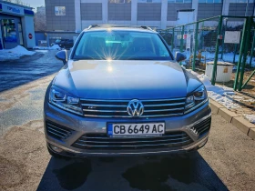 VW Touareg R Line 1