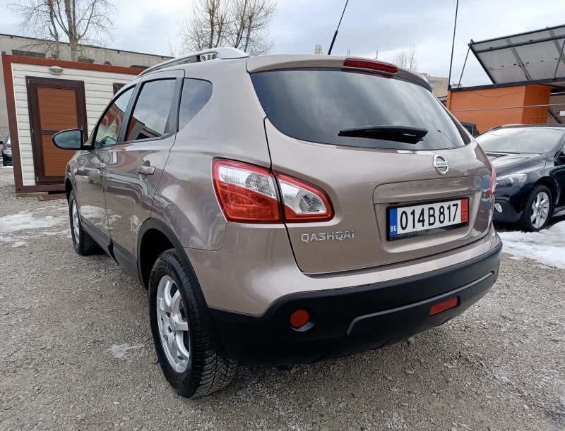 Nissan Qashqai 2.0i 4x4 ТОП СЪСТОЯНИЕ, снимка 3 - Автомобили и джипове - 48865555