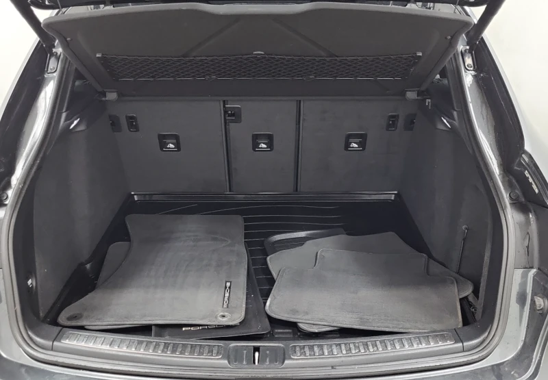 Porsche Macan AWD, снимка 13 - Автомобили и джипове - 52801071