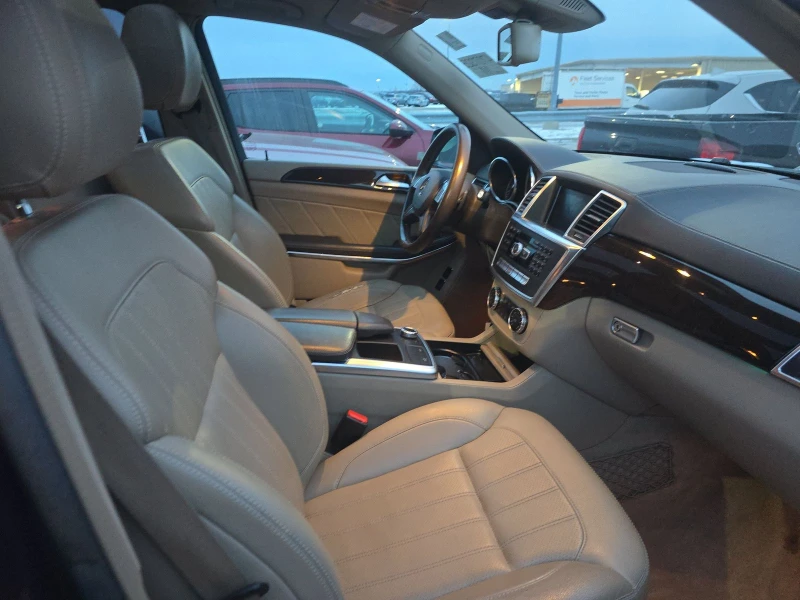 Mercedes-Benz GL 450 4.6 4MATIC * ФИКСИРАНА ЦЕНА* , снимка 8 - Автомобили и джипове - 53099648