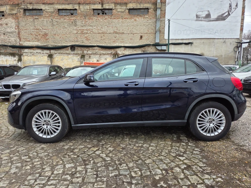 Mercedes-Benz GLA 220 4Matic Executive, снимка 4 - Автомобили и джипове - 53394822