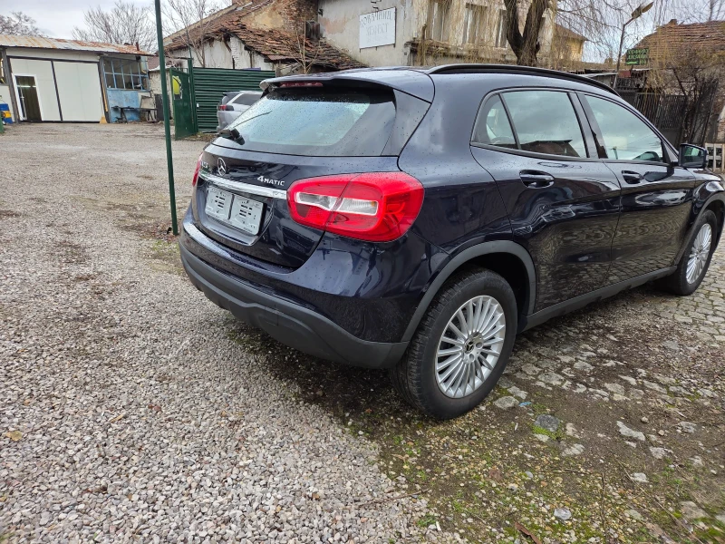 Mercedes-Benz GLA 220 4Matic Executive, снимка 6 - Автомобили и джипове - 53394822
