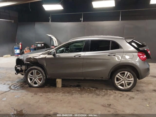 Mercedes-Benz GLA 250, снимка 12 - Автомобили и джипове - 47642262