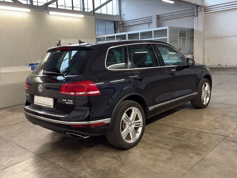 VW Touareg * Facelift* 2018* 3.0TDI* , снимка 3 - Автомобили и джипове - 56118914