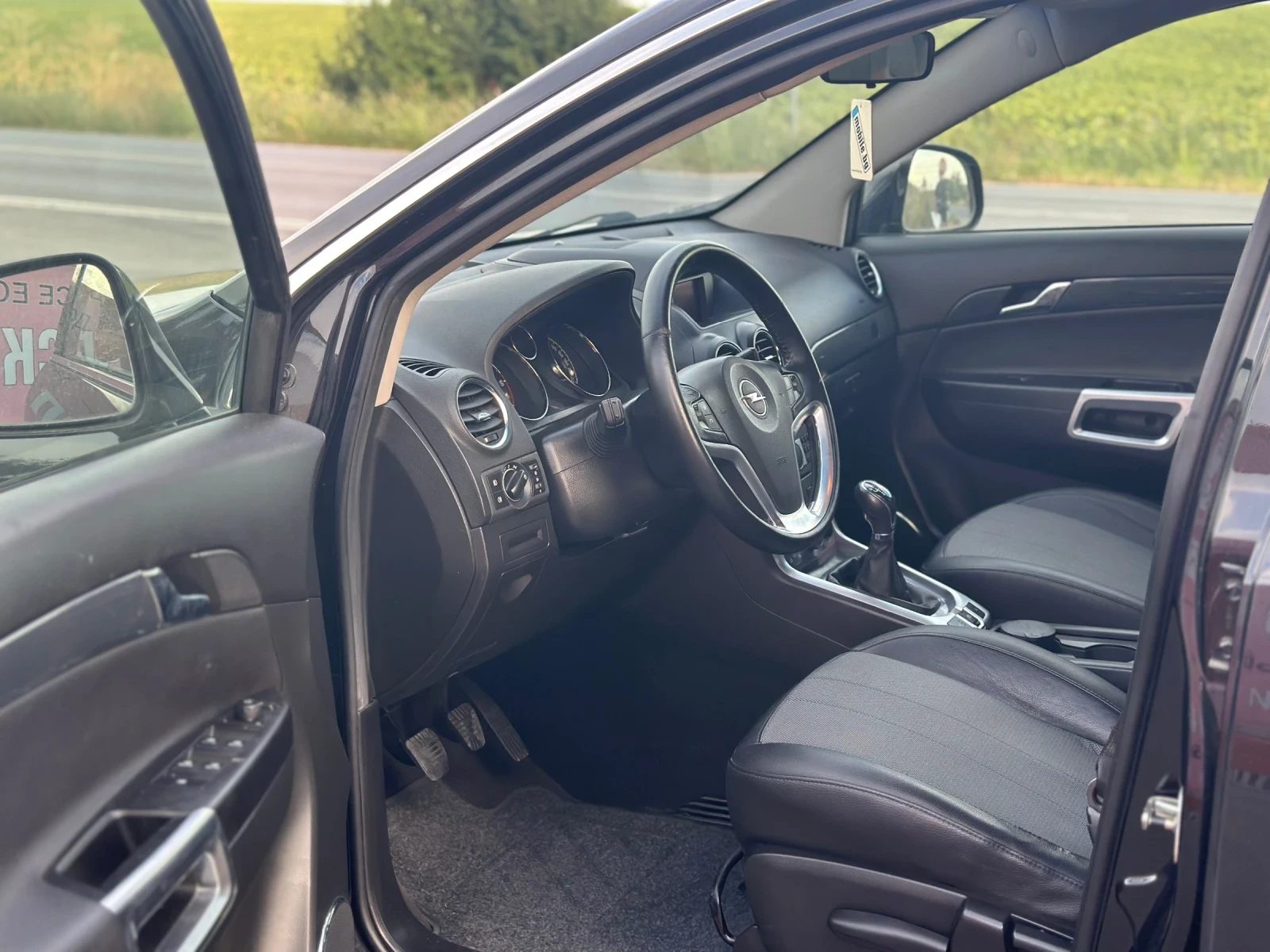 Opel Antara FACELIFT / COSMO / 4X4 / EURO 5 / РЕАЛЕН ПРОБЕГ - изображение 8