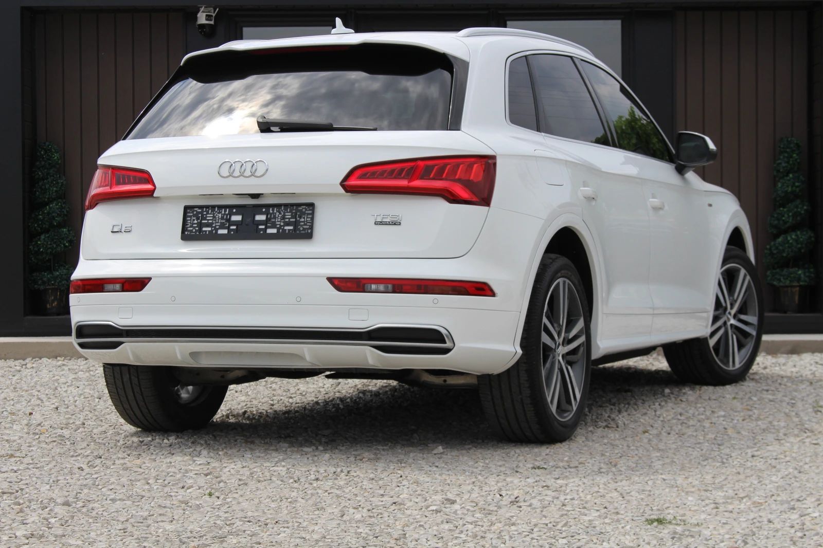 Audi Q5 2.0TFSI* S-Line* QUATTRO* LED* VIRTUAL*  - изображение 6