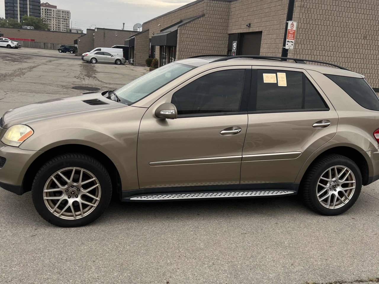 Mercedes-Benz ML 300 CARFAX* АВТОФИНАНСИРАНЕ* БЕЗ ПЪРВОНАЧАЛНА ВНОСКА*  - изображение 2