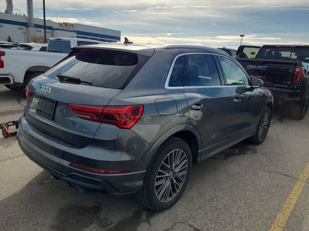 Audi Q3 * TECHNIK * CARFAX * БЕЗ ПЪРВОНАЧАЛНА ВНОСКА - изображение 3