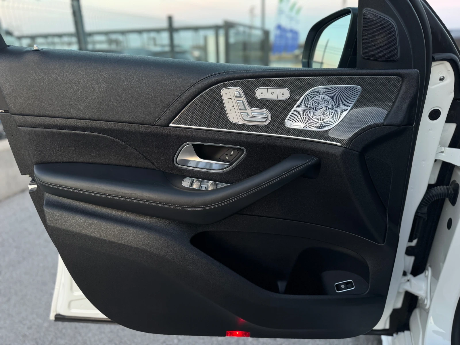 Mercedes-Benz GLE 53 4MATIC AMG COUPE premium, снимка 9 - Автомобили и джипове - 53801055