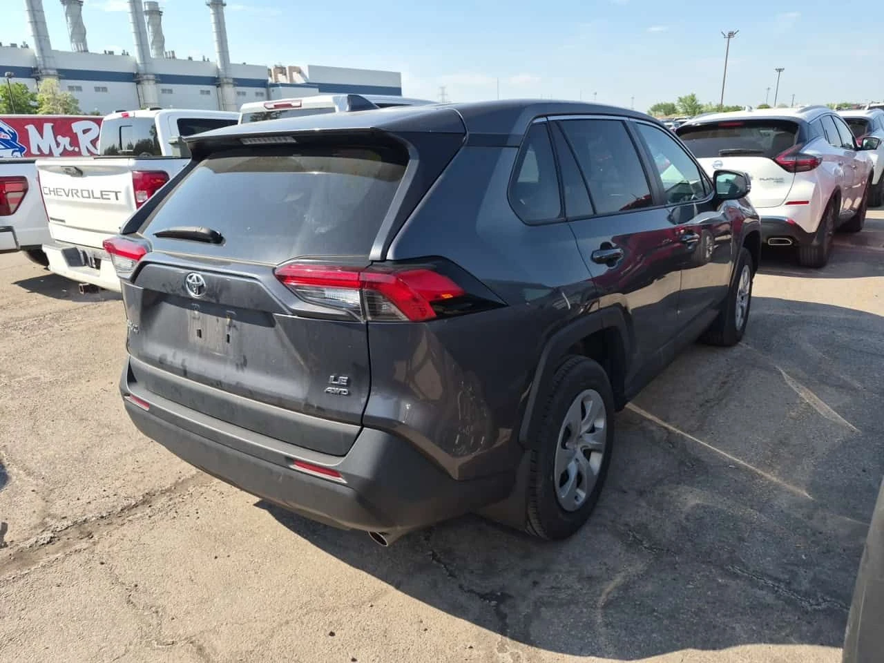 Toyota Rav4 LE| ПОДГРЕВИ| ПАНОРАМА| 2 КЛЮЧА| 2 ЧИФТА ГУМИ| , снимка 3 - Автомобили и джипове - 54819629