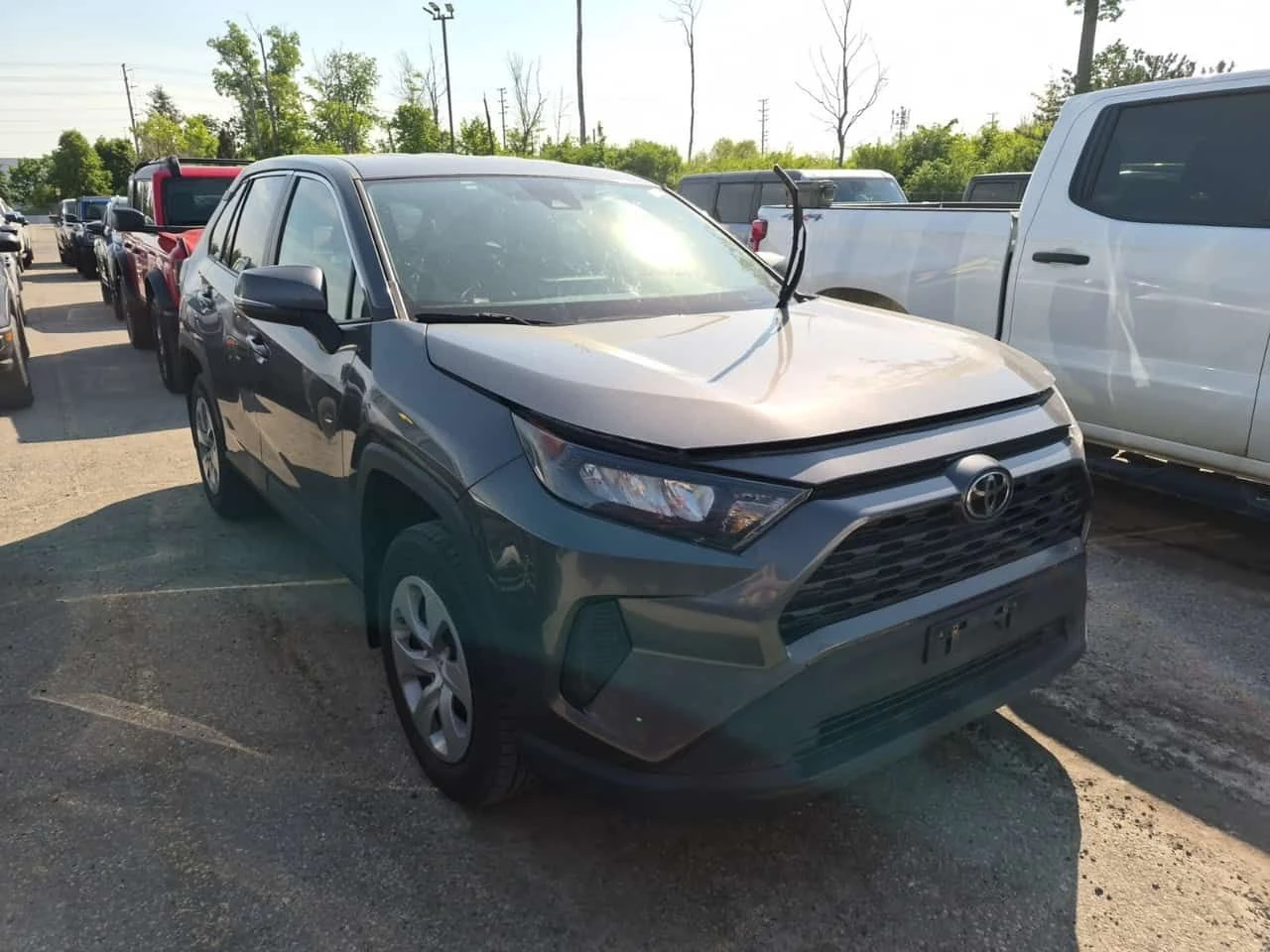 Toyota Rav4 LE| ПОДГРЕВИ| ПАНОРАМА| 2 КЛЮЧА| 2 ЧИФТА ГУМИ| , снимка 2 - Автомобили и джипове - 54819629