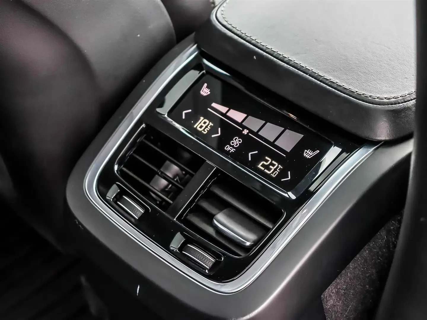 Volvo Xc90 Inscription, снимка 10 - Автомобили и джипове - 55120182