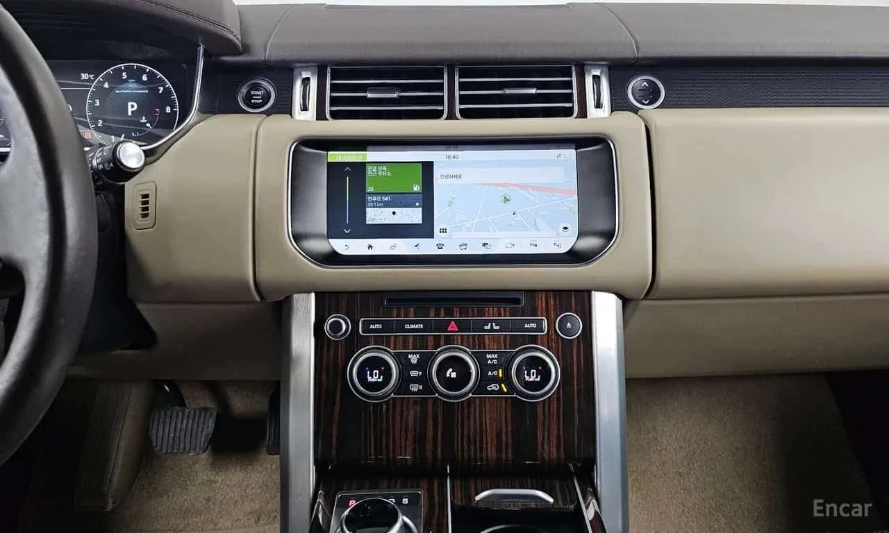 Land Rover Range rover * 5.0 SC Vogue SE * ЦЕНА ДО БГ, снимка 14 - Автомобили и джипове - 55673020