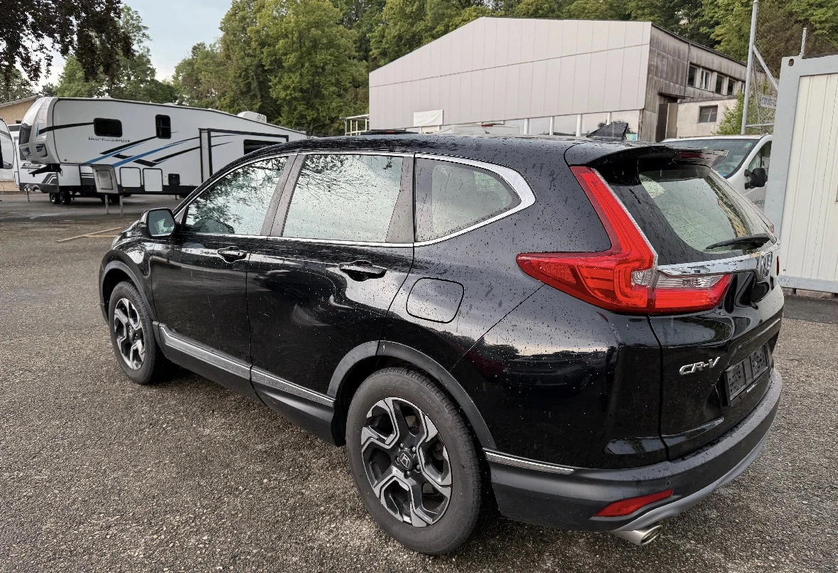 Honda Cr-v 1.5 VTEC AWD, снимка 2 - Автомобили и джипове - 55779994