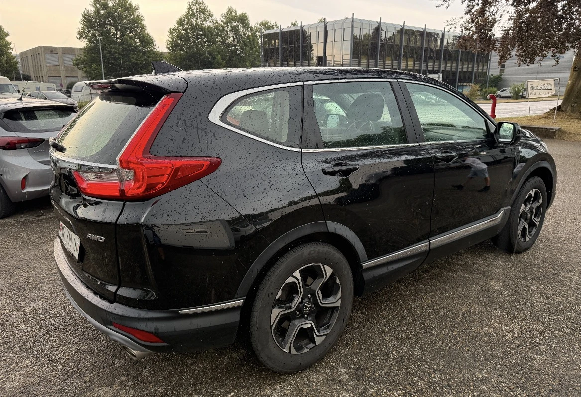 Honda Cr-v 1.5 VTEC AWD, снимка 3 - Автомобили и джипове - 55779994