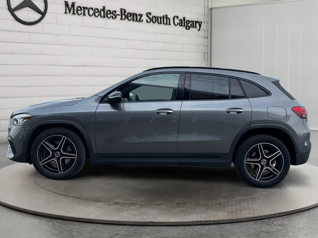Mercedes-Benz GLA 250, снимка 8 - Автомобили и джипове - 56227362