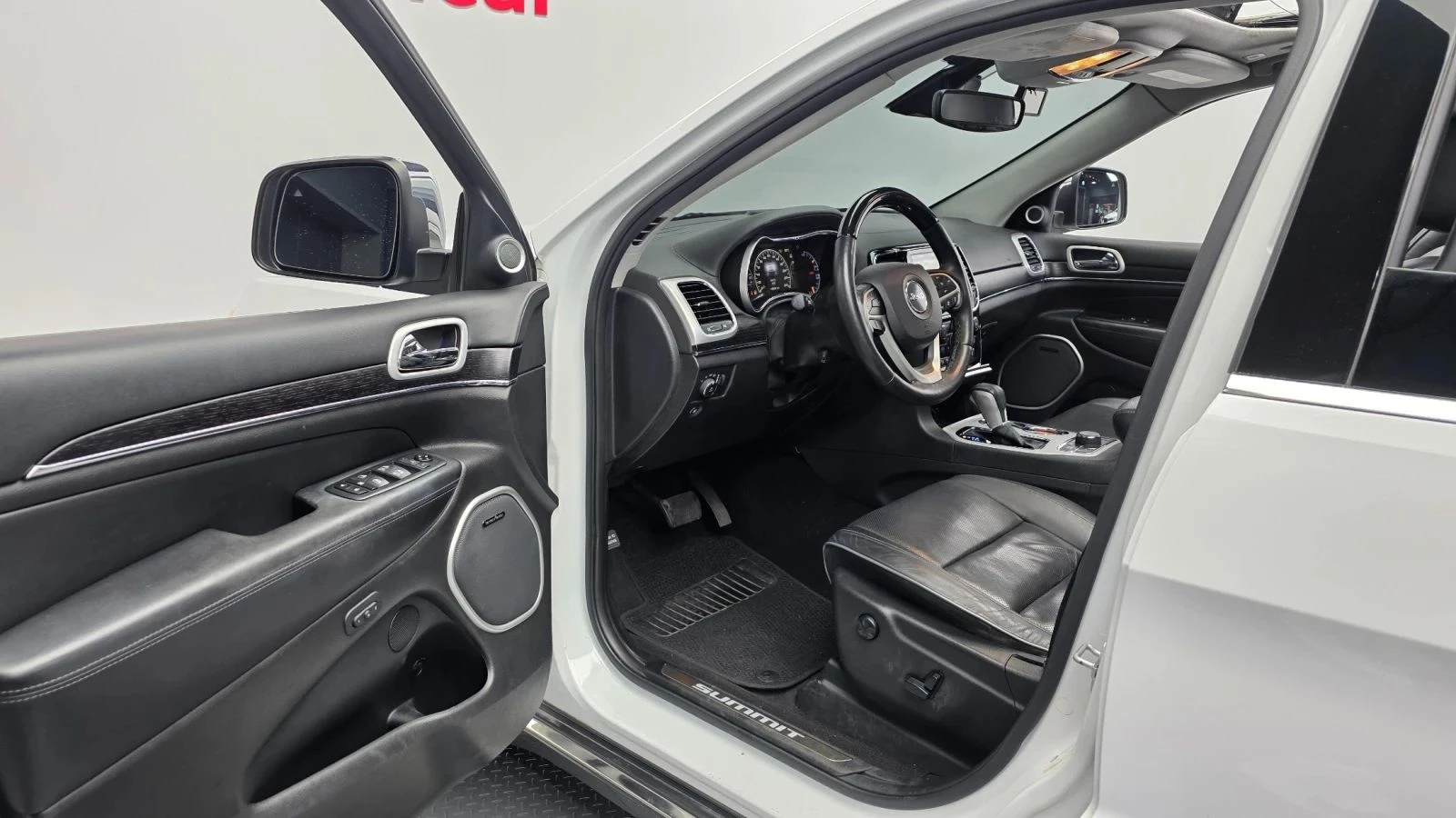 Jeep Grand cherokee, снимка 8 - Автомобили и джипове - 56685119