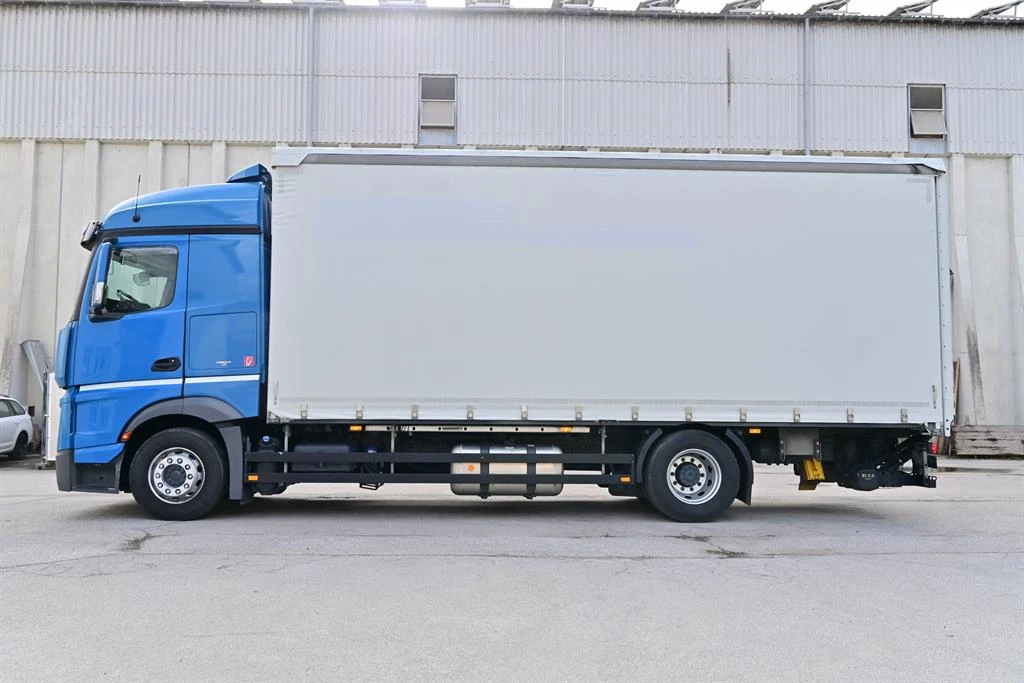 Mercedes-Benz Actros 1843 E6 Retarder борд 2t теглич 2, 8m, снимка 5 - Камиони - 54044952