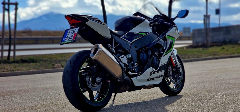 Kawasaki Ninja ZX10R, снимка 6 - Мотоциклети и мототехника - 44432559
