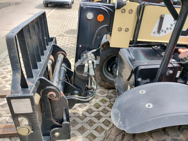 Телескопичен товарач JLG 2505H, снимка 12 - Селскостопанска техника - 47534638